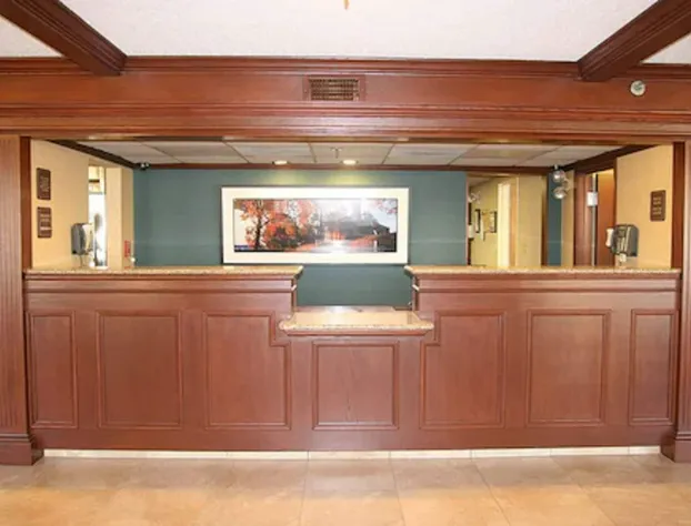 Auburn Place Hotel And Suites hotel detail image 3