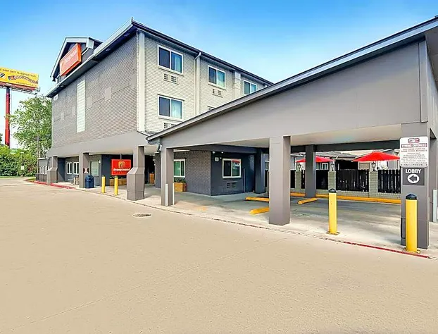 Orangewood Inn & Suites Midtown hotel detail image 1