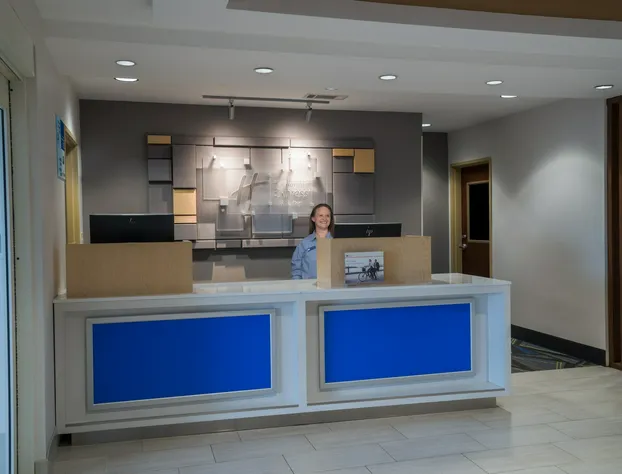 Holiday Inn Express Hotel & Suites Talladega by IHG hotel detail image 1