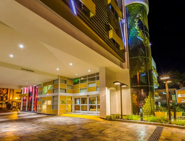 Hotel Indigo Anaheim by IHG hotel detail image 3