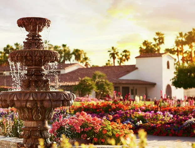 La Quinta Resort & Club, Curio Collection by Hilton hotel detail image 3