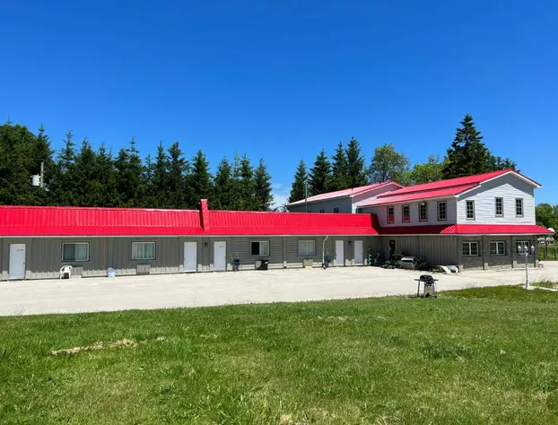 Wiarton willys inn hotel detail image 3