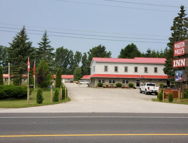Wiarton willys inn hotel detail image 3