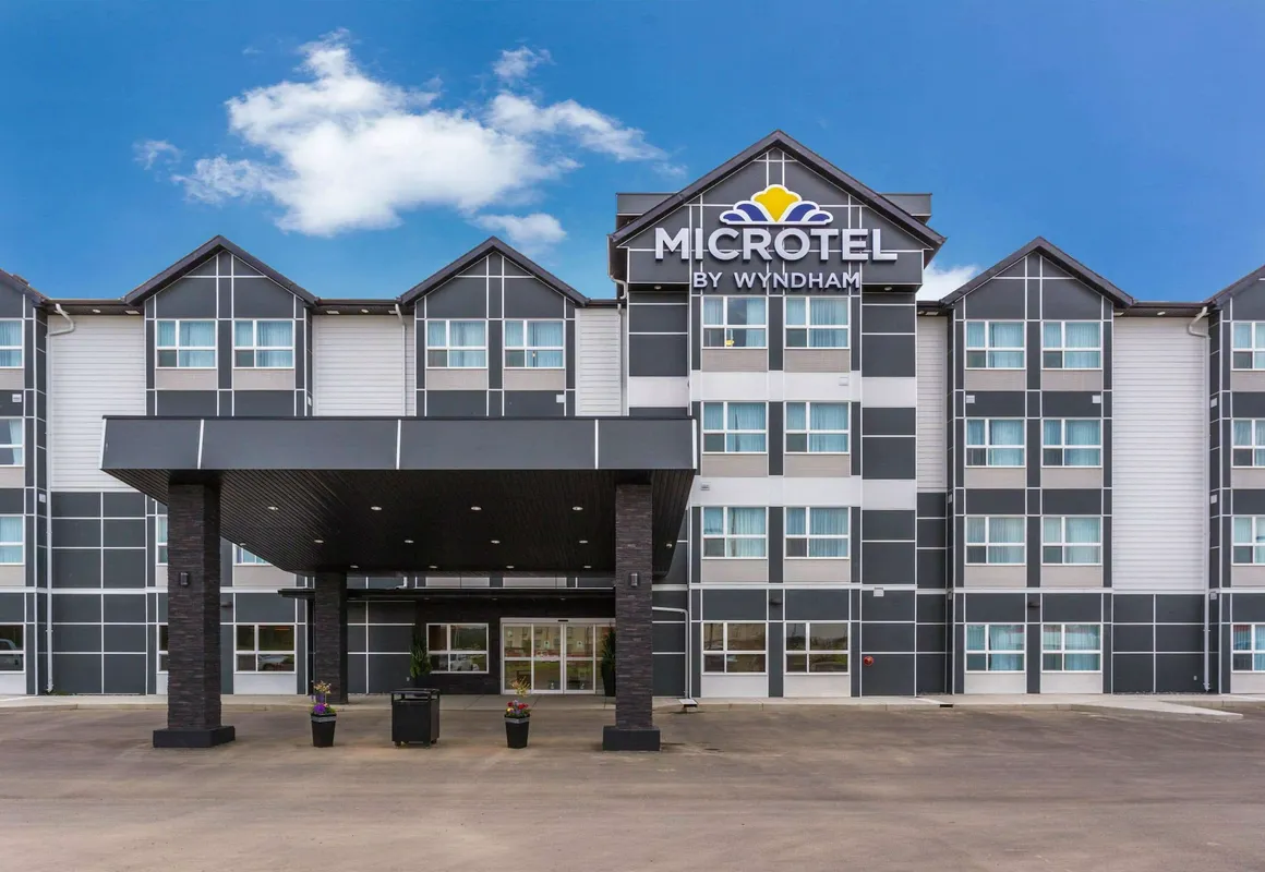 Microtel Inn & Suites By Wyndham Whitecourt hotel hero