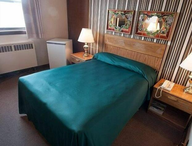 Curtis Gordon Motor Hotel hotel detail image 4