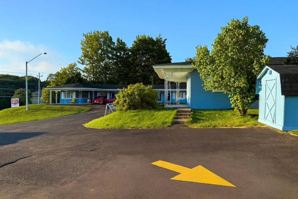 Stiles Motel hotel hero