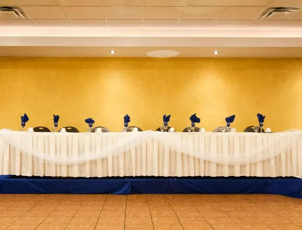 Park West Inn hotel detail image 1