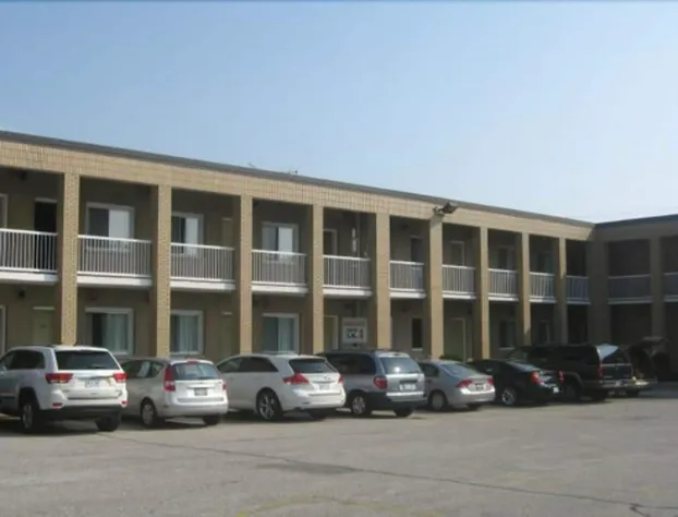 Super 8 by Wyndham Windsor/Dougall hotel detail image 4