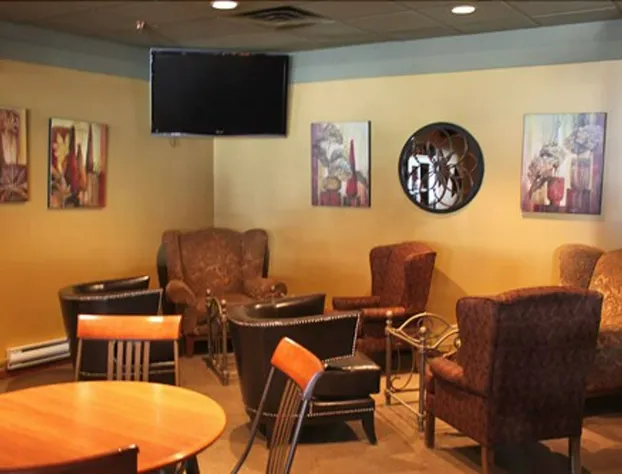 Town and Mountain Hotel hotel detail image 3