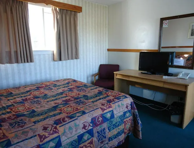 Kingsway Inn Motel hotel detail image 1