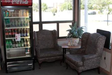 Kingsway Inn Motel hotel detail image 2