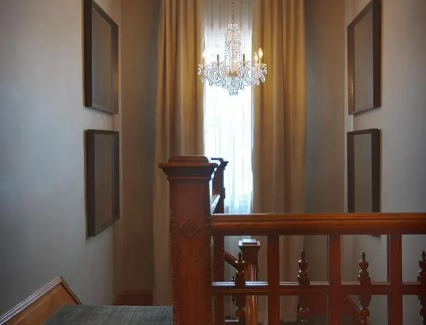 Le Pleasant Hôtel & Café hotel detail image 4