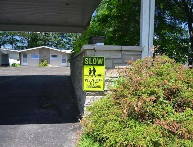 Stratford Suburban Motel hotel detail image 1