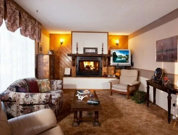 Wild Rose Bed & Breakfast hotel detail image 2