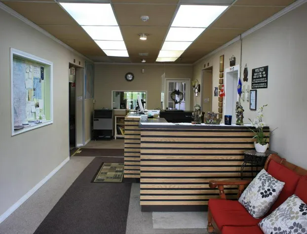 Chinook Inn hotel detail image 3