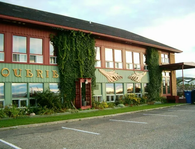 Auberge Internationale La Vieille École hotel detail image 1
