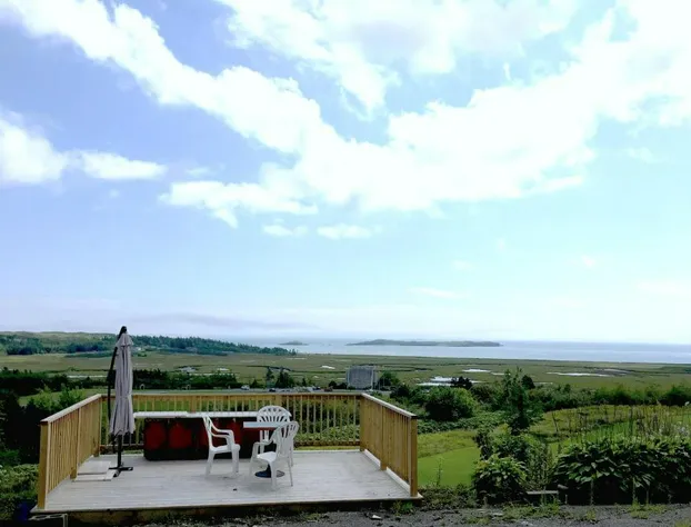 Admiral's Quay Motel & Suites hotel detail image 1