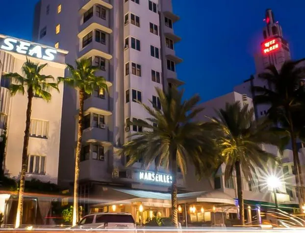 Marseilles Beachfront Hotel hotel detail image 2