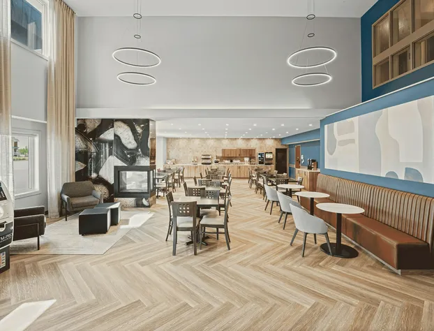 Home Inn and Suites Regina Airport hotel detail image 4