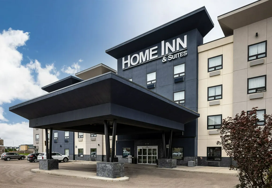 Home Inn and Suites Regina Airport hotel hero