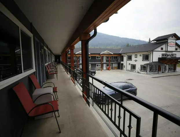 Alpine Inn & Suites hotel detail image 2