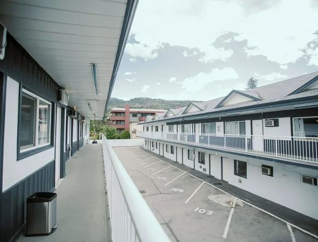 Sunny Beach Motel hotel detail image 3