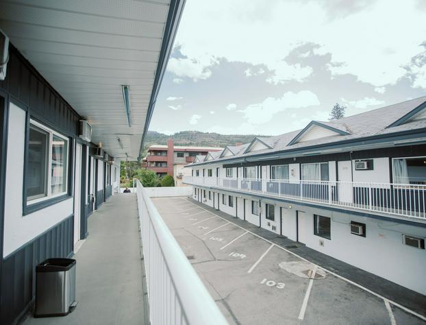 Sunny Beach Motel hotel detail image 3