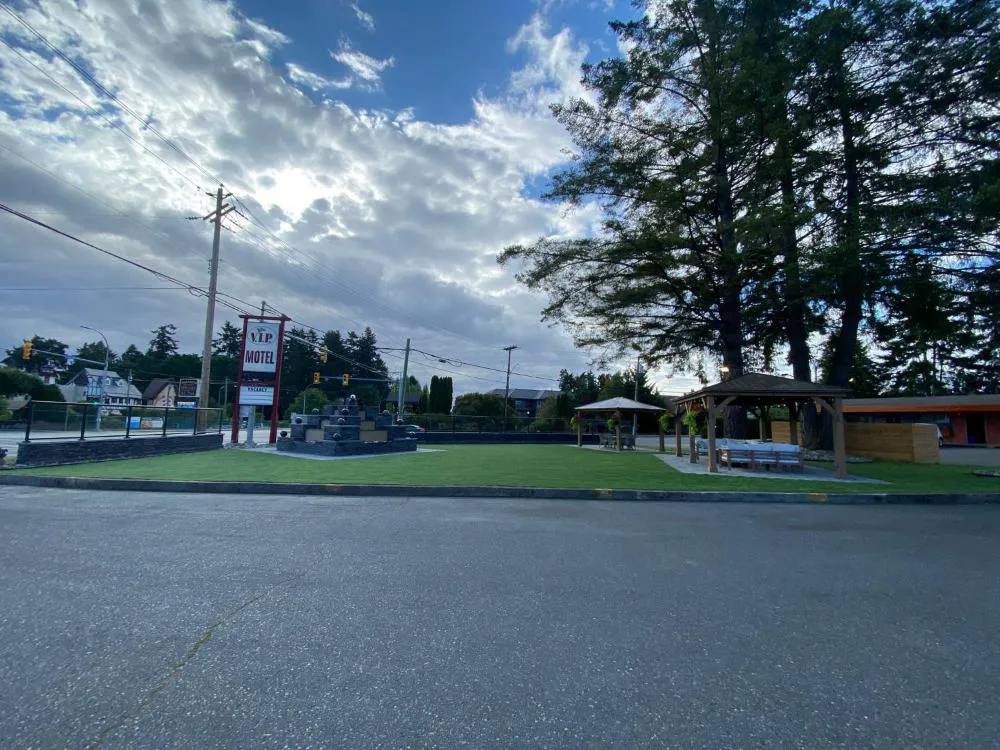 VIP Motel hotel hero