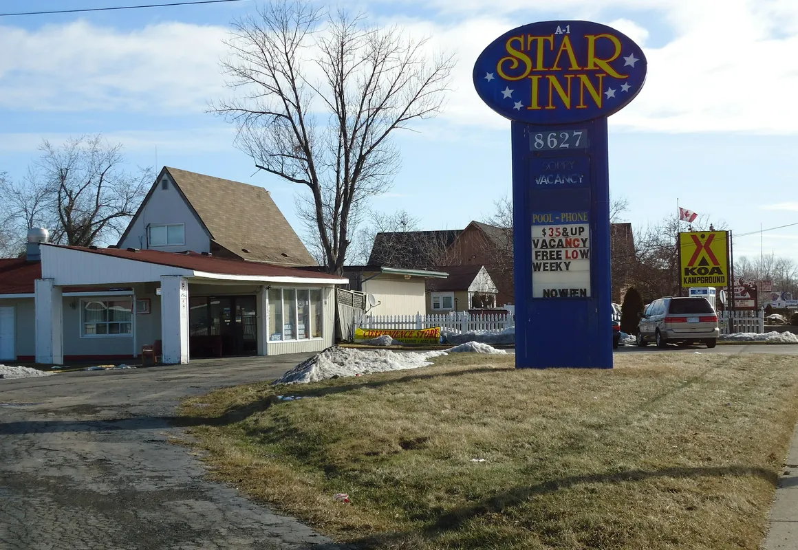 Star Inn by Elevate Rooms hotel hero