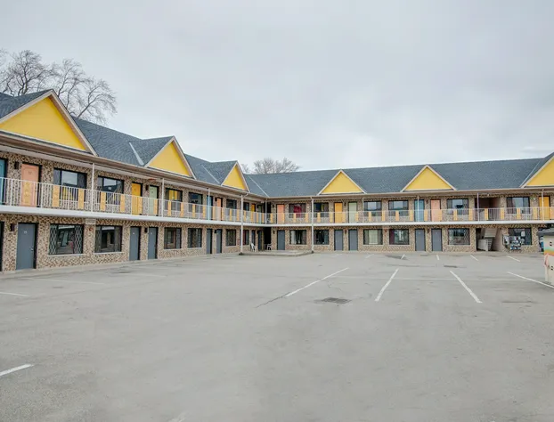 Falls Inn Near Casino Niagara By OYO hotel detail image 1