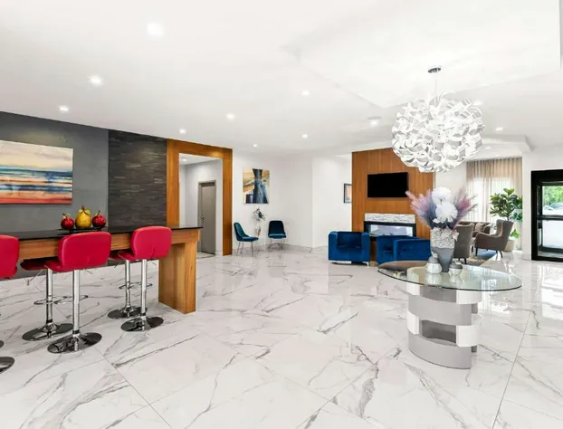 Best Western Plus Montreal East hotel detail image 4