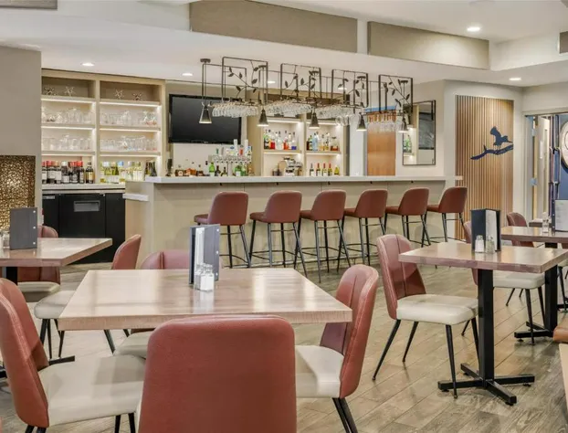 Best Western Plus Bridgewater Hotel & Convention Centre hotel detail image 2