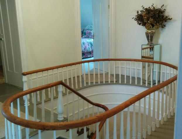 Fairmont House Bed & Breakfast hotel detail image 3
