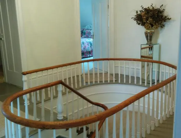 Fairmont House Bed & Breakfast hotel detail image 1