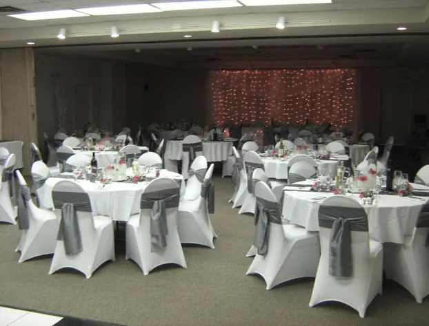 Cedars Inn Hotel & Convention Center hotel detail image 4