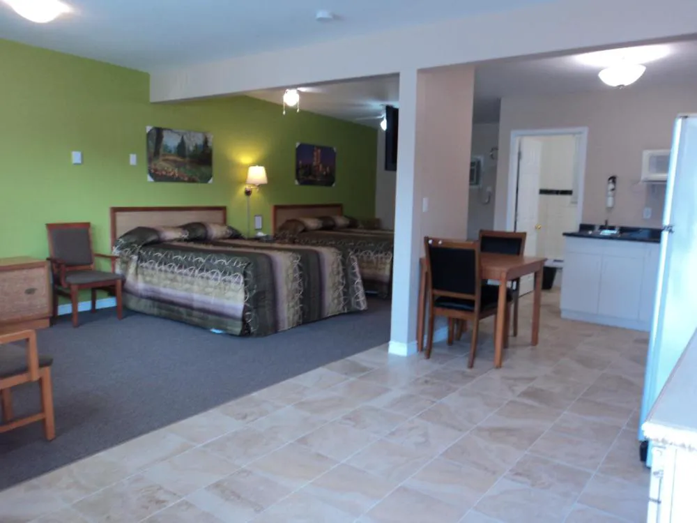 Rymal's Motel hotel hero