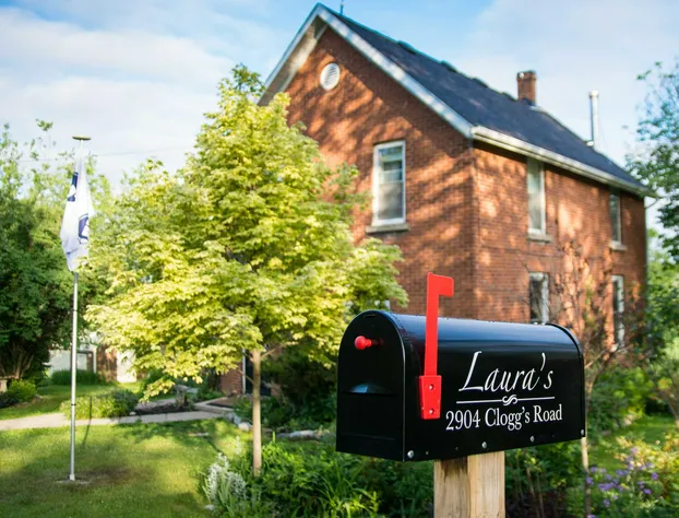 Laura's Bed & Breakfast hotel detail image 2