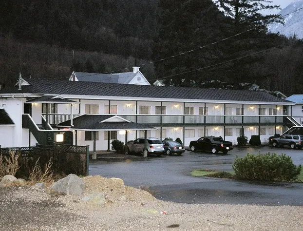 Royal Lodge Motel hotel detail image 3