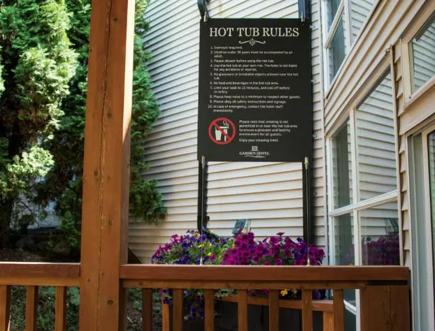 Gibsons Garden Hotel hotel detail image 3