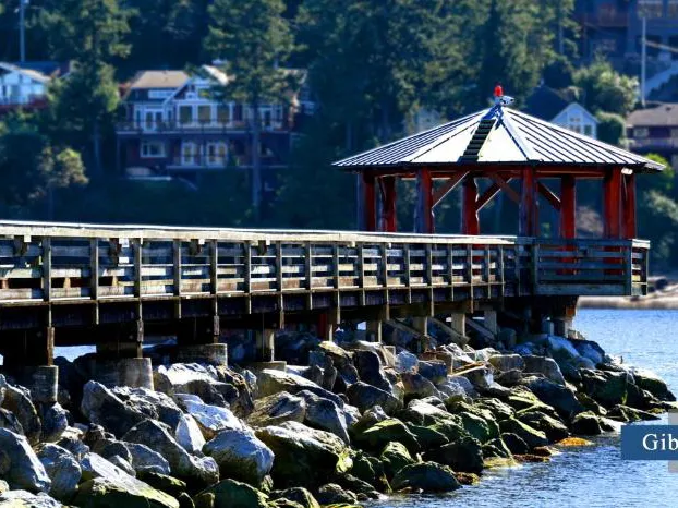 Gibsons Garden Hotel hotel detail image 1