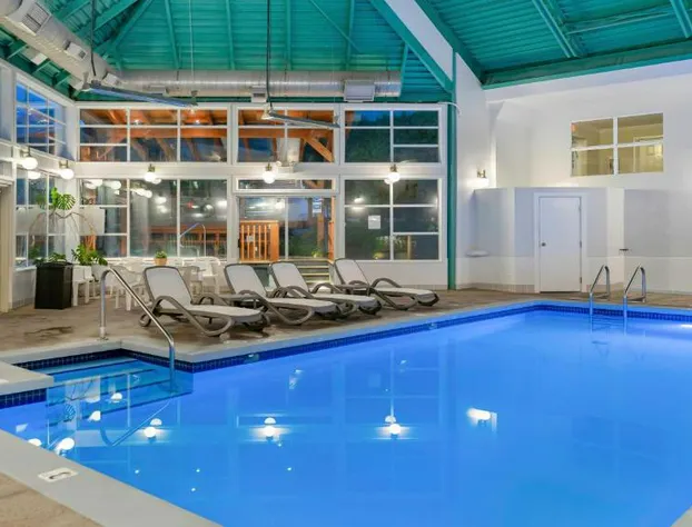 Gibsons Garden Hotel hotel detail image 2