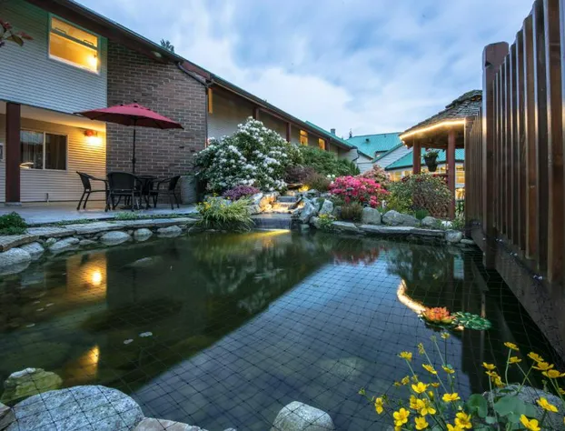 Gibsons Garden Hotel hotel detail image 3