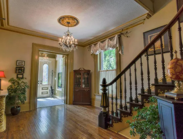 The Woodview Inn hotel detail image 4