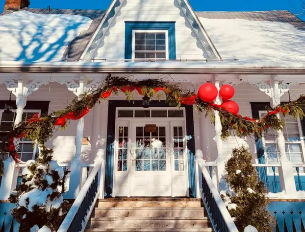 Auberge sous Les Arbres hotel detail image 1