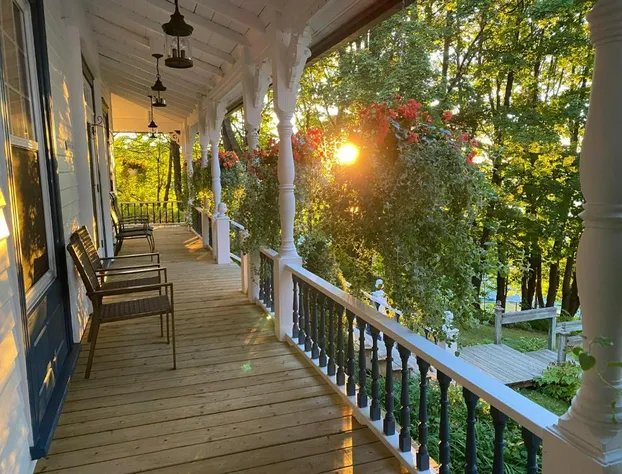 Auberge sous Les Arbres hotel detail image 1
