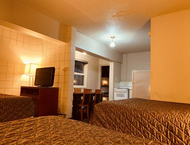 Red Carpet Inn & Suites Calgary hotel detail image 2
