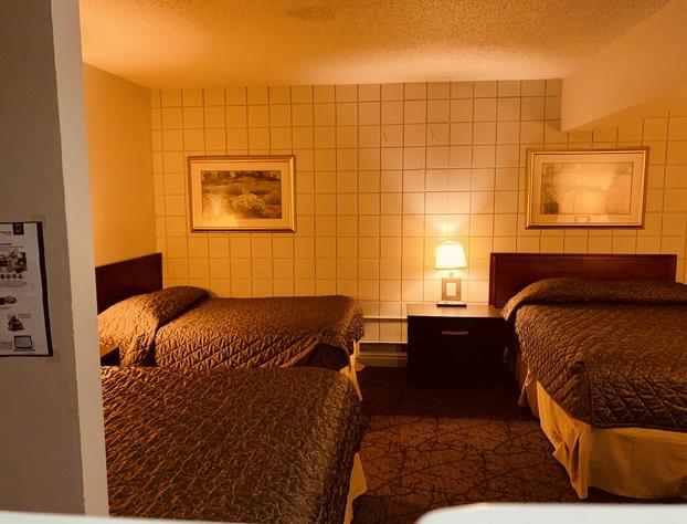 Red Carpet Inn & Suites Calgary hotel detail image 3