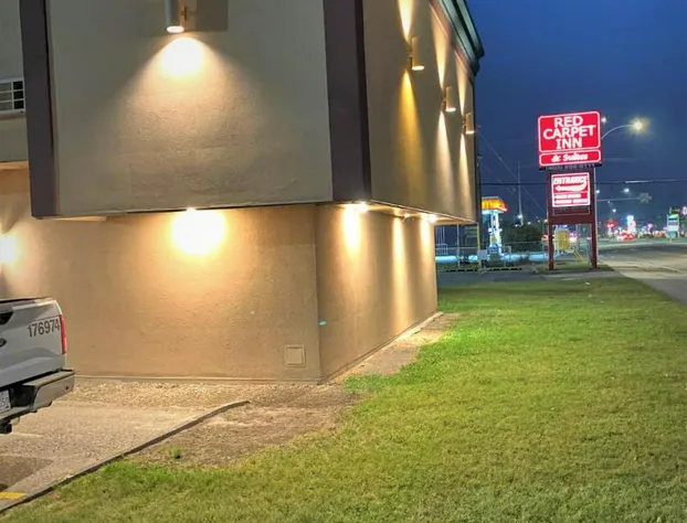 Red Carpet Inn & Suites Calgary hotel detail image 4