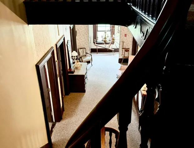 Carriage House Inn hotel detail image 4