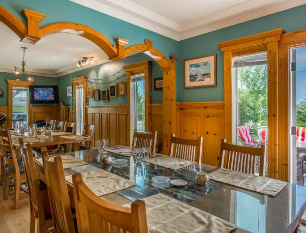 Heartwood Inn hotel detail image 1